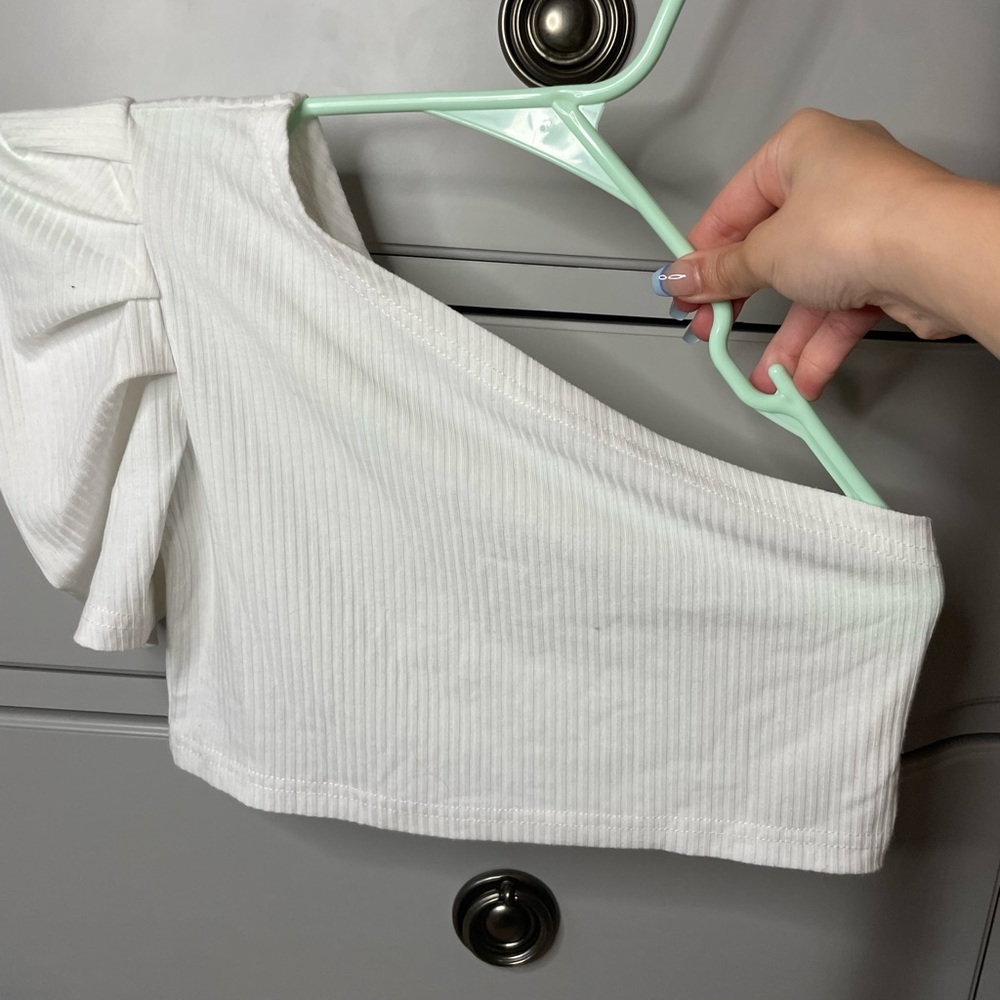 Shien one shoulder top